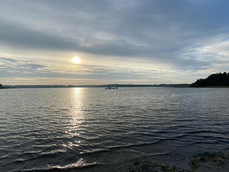 Idyllisk, Historisk Byhus Ved Fjorden I Mariager Exterior foto